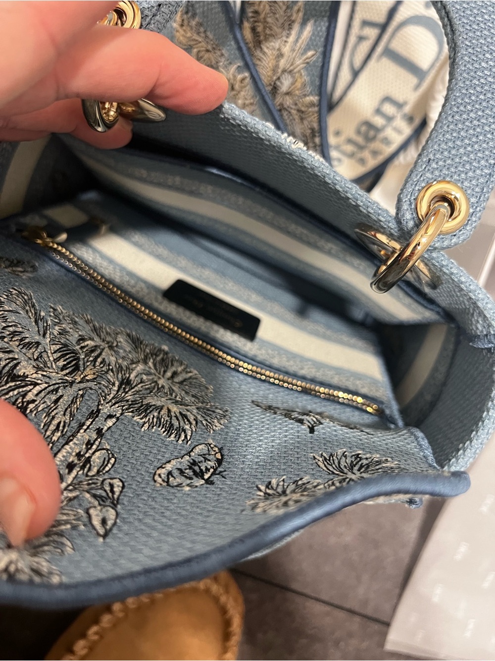 Dior Blue Lady Dior Mini Tote with Toile de Jouy Embroidery - Picture 4 of 16